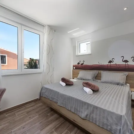 Nyaraló Royal House 3 *