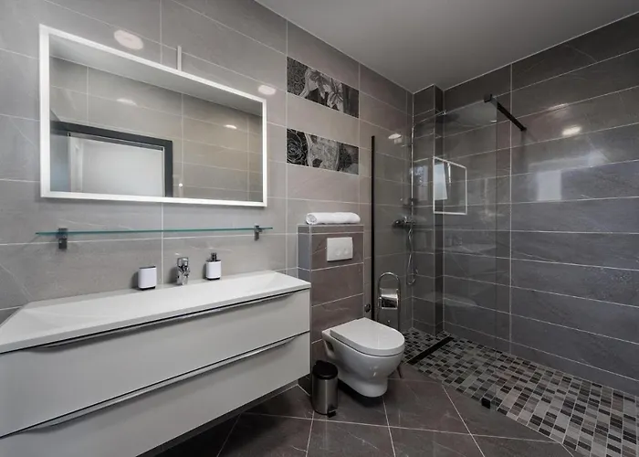 Royal House 3 Hébergement de vacances *