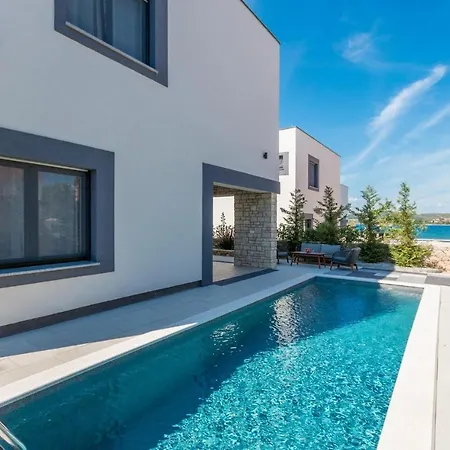 Vakantiehuis Royal House 3 Pašman