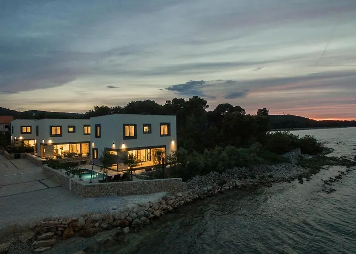 Nyaraló Royal House 3